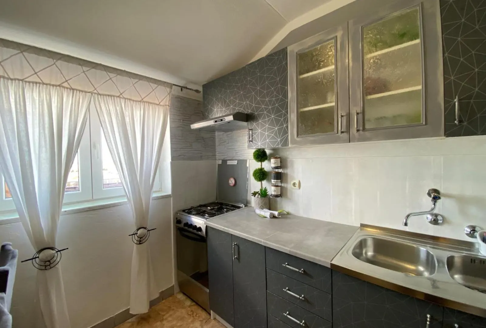 Apartment Apartman Nicole Zadar